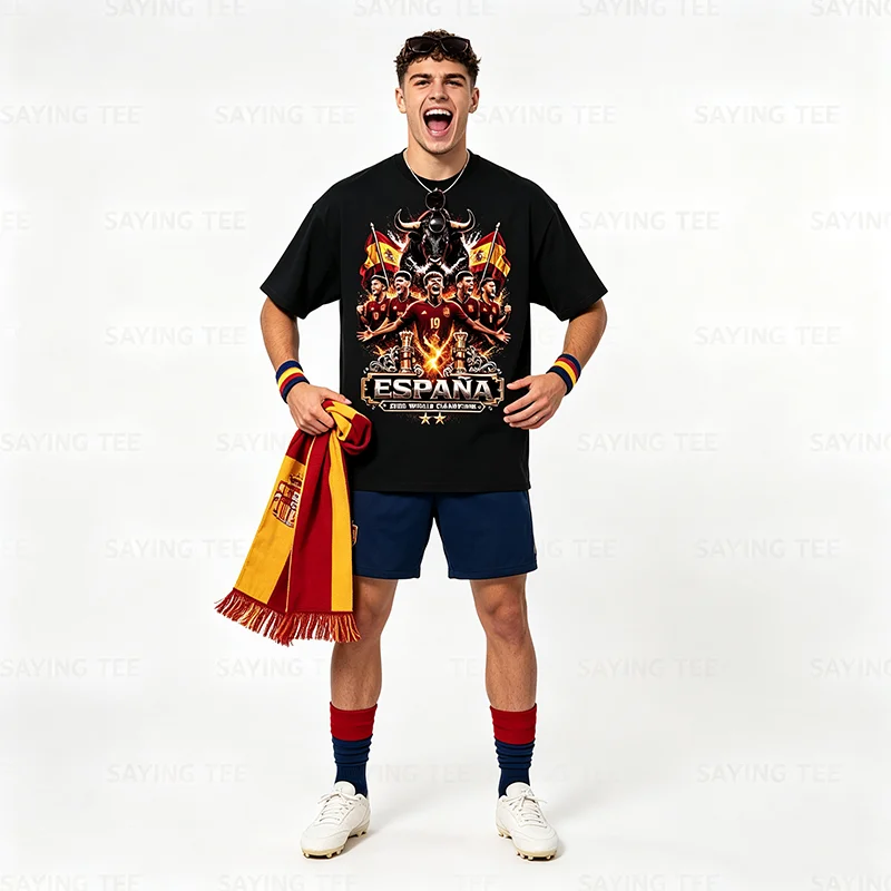 Herren- und Damen-T-Shirt mit Distressed-Optik und Spanien 2026 Fußball-Meisterschaftsflagge - Grafik-T-Shirt Spanien Weltmeister als Geschenk – Detail 7