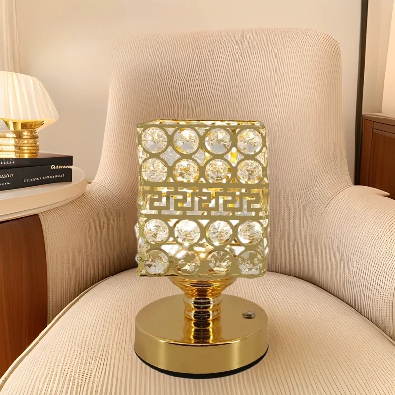 Nice French Style Desk Lamp Charging Night Light Eye Protection