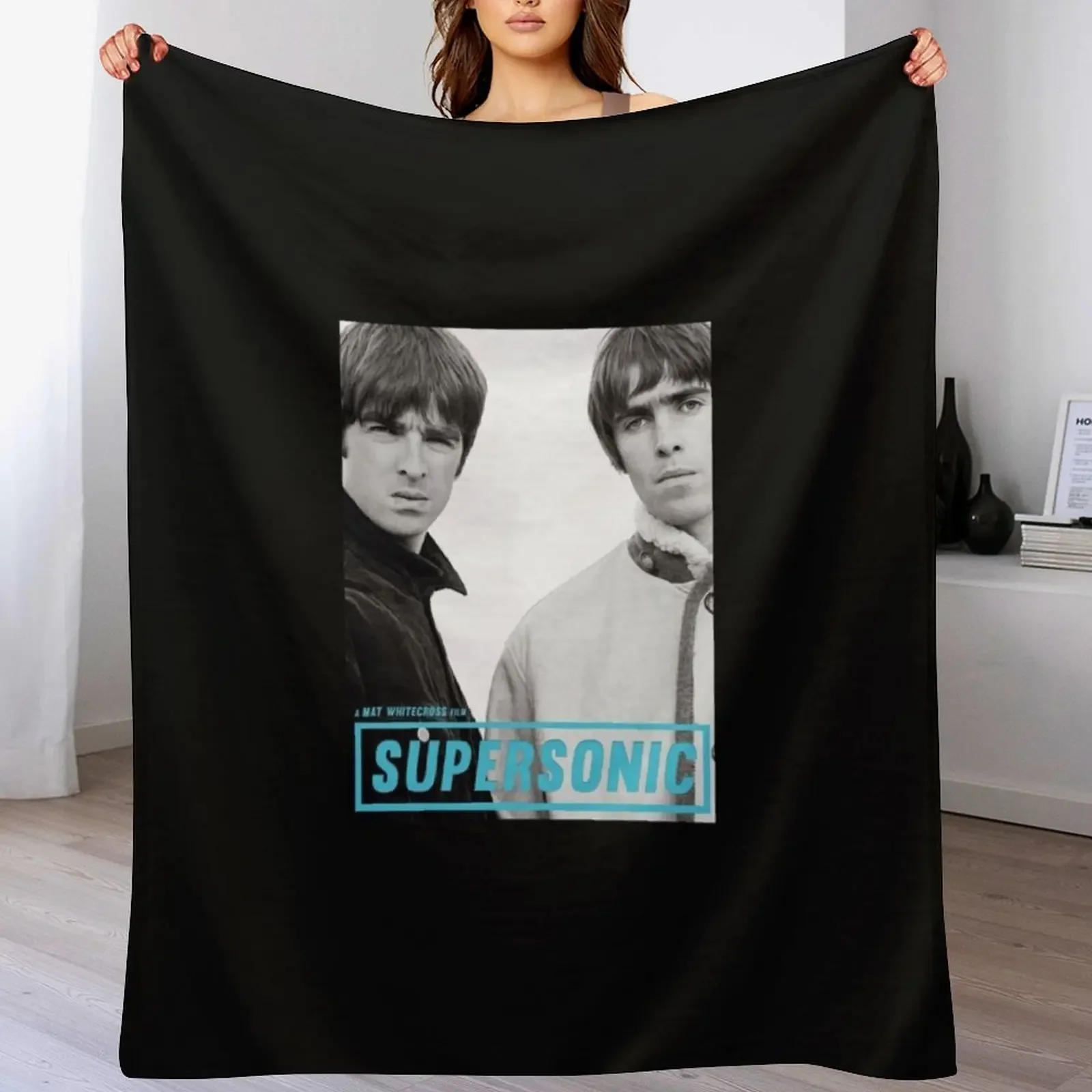 New liam gallagher classic art Throw Blanket Cozy Light Blanket for Travel Camping Picnic