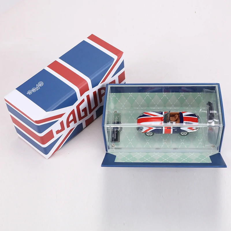 GFCC 1:64 1961 Jaguar E-Type Roadster/Coupe Alloy Model Car view 6