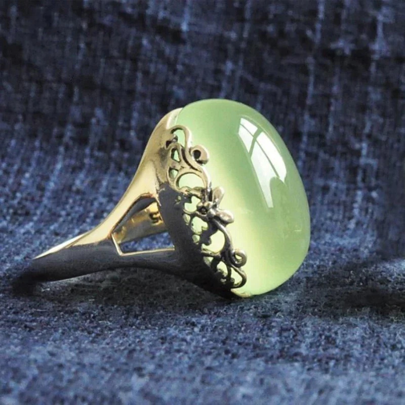 New silver original inlaid green crystal  female models Chinese retro atmosphere pigeon egg light luxury women's ring gift