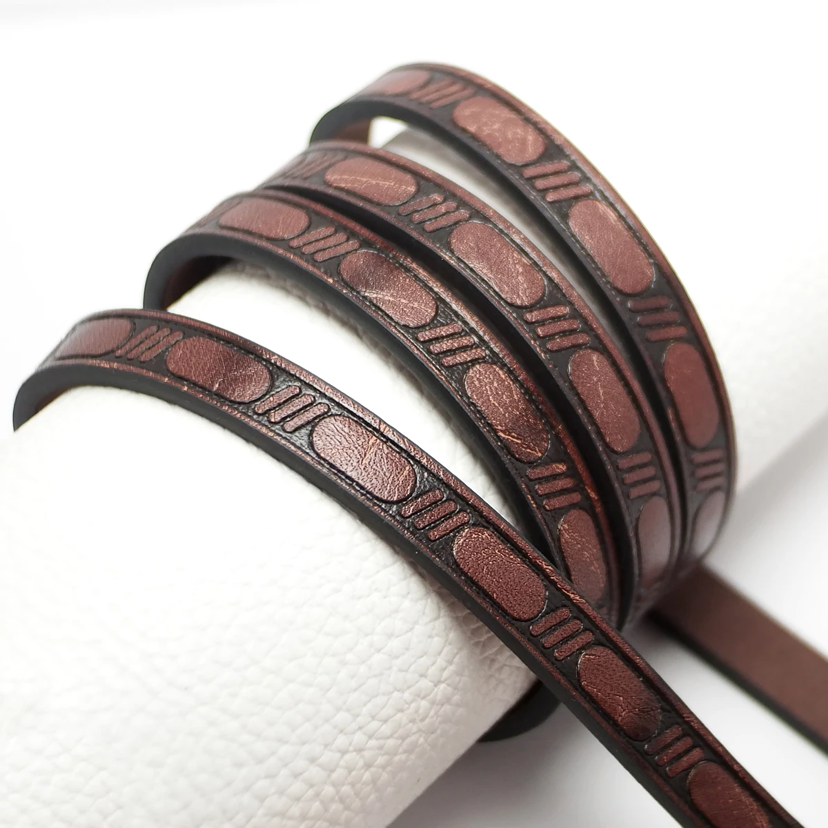 

45inches Dark Brown Oval Embossed Leather Cord,10x3mm Leather Strip,Necklace Cord,Vintage Jewelry Cord，Bracelet Making