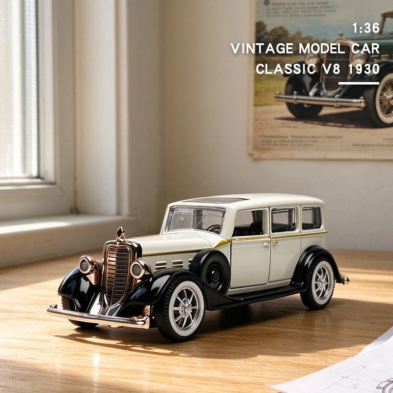 1:36 Alloy Die-cast V8 1930 Vintage Car Model Classic Pull Back,Doors open,Model Car Vehicle Replica For Collection Gift Toys