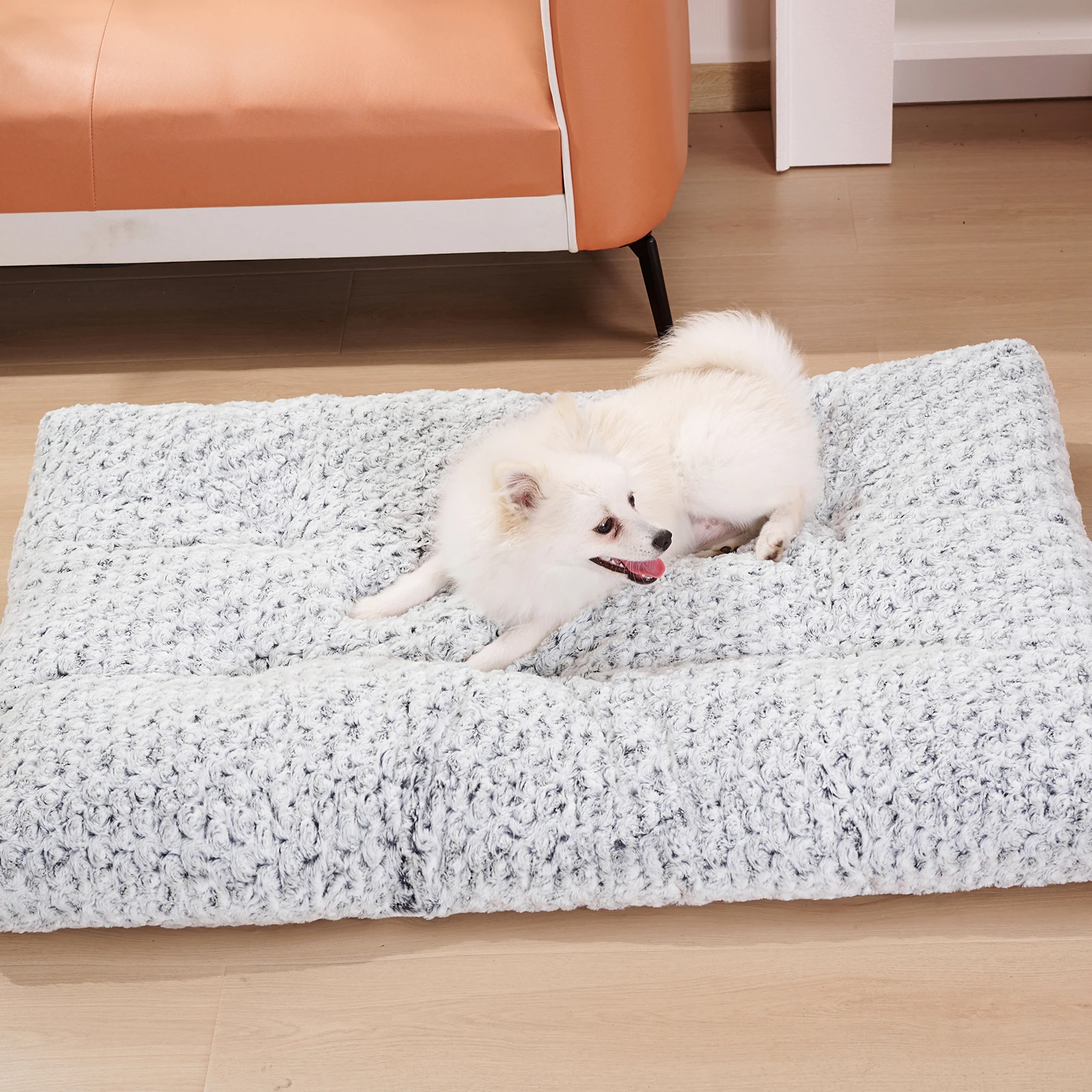 Dog Crate Bed Pad Rose Velvet Dog Beds for Small Medium Large Dogs Circle Fleece Plush Soft Pet Beds Dog Mats Sleeping Fluffy