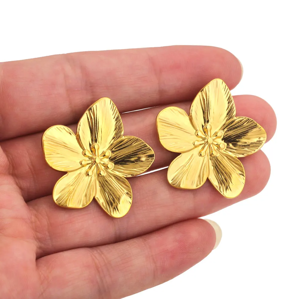

Gold Plated Stainless Steel Flower Metal Stud Earrings for Women Korean Individual Stylish Trendy Jewelry Earrings