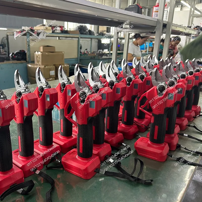 Electric pruning shears lithium battery high-power fruit tree pruning household garden rechargeable branches