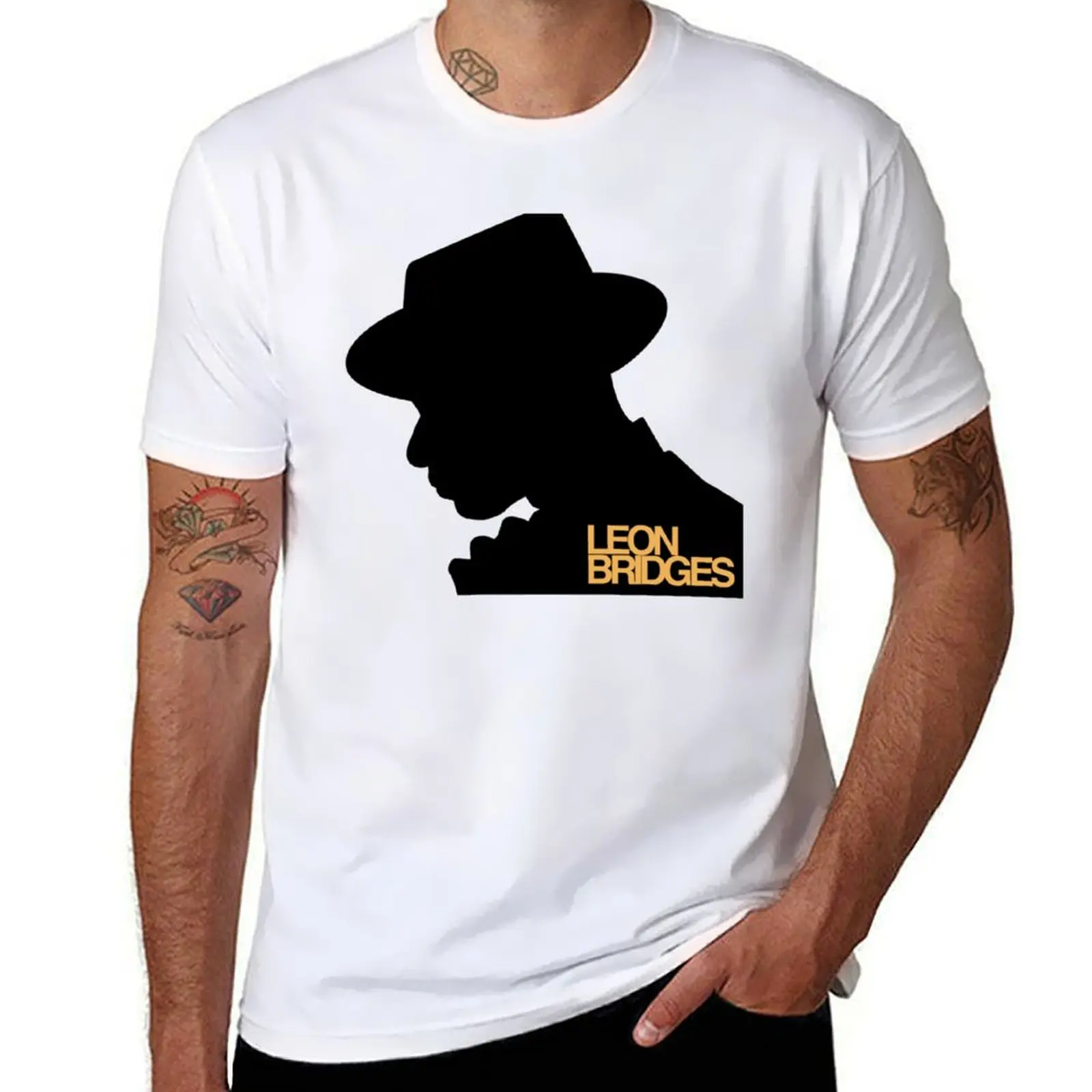 

Leon Bridges Silhouette Design T-Shirt topping anime clothes sports fans fitted t shirts for men