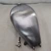 Motorrad 15L Benzin Gas Kraftstofftank für Harley Dyna 1999-2003 1