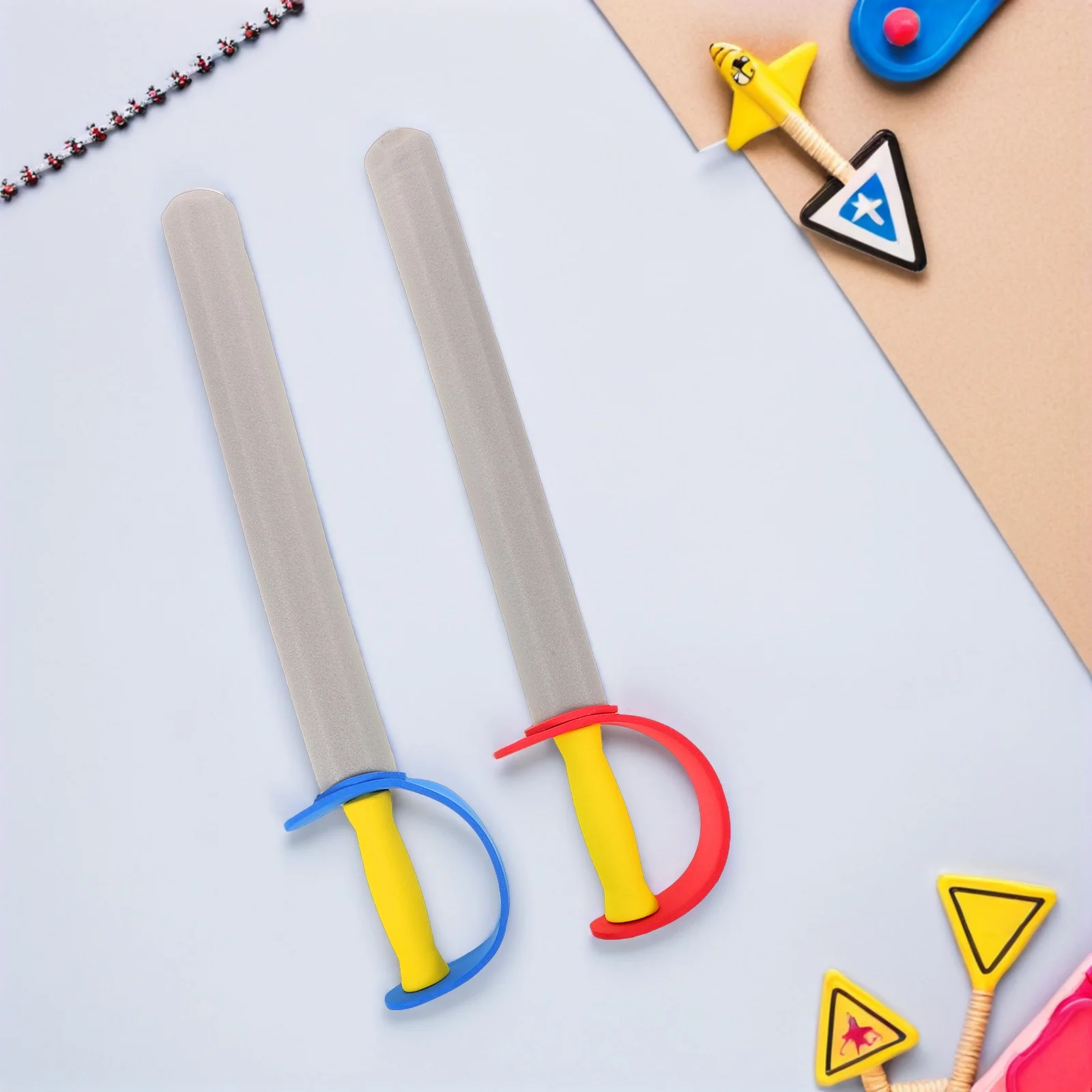 Accessoires d'épée en mousse pour enfants, 2 pièces, 54Cm, épées d'entraînement de Style médiéval aux couleurs vives pour cadeaux de fête, spectacles sur scène