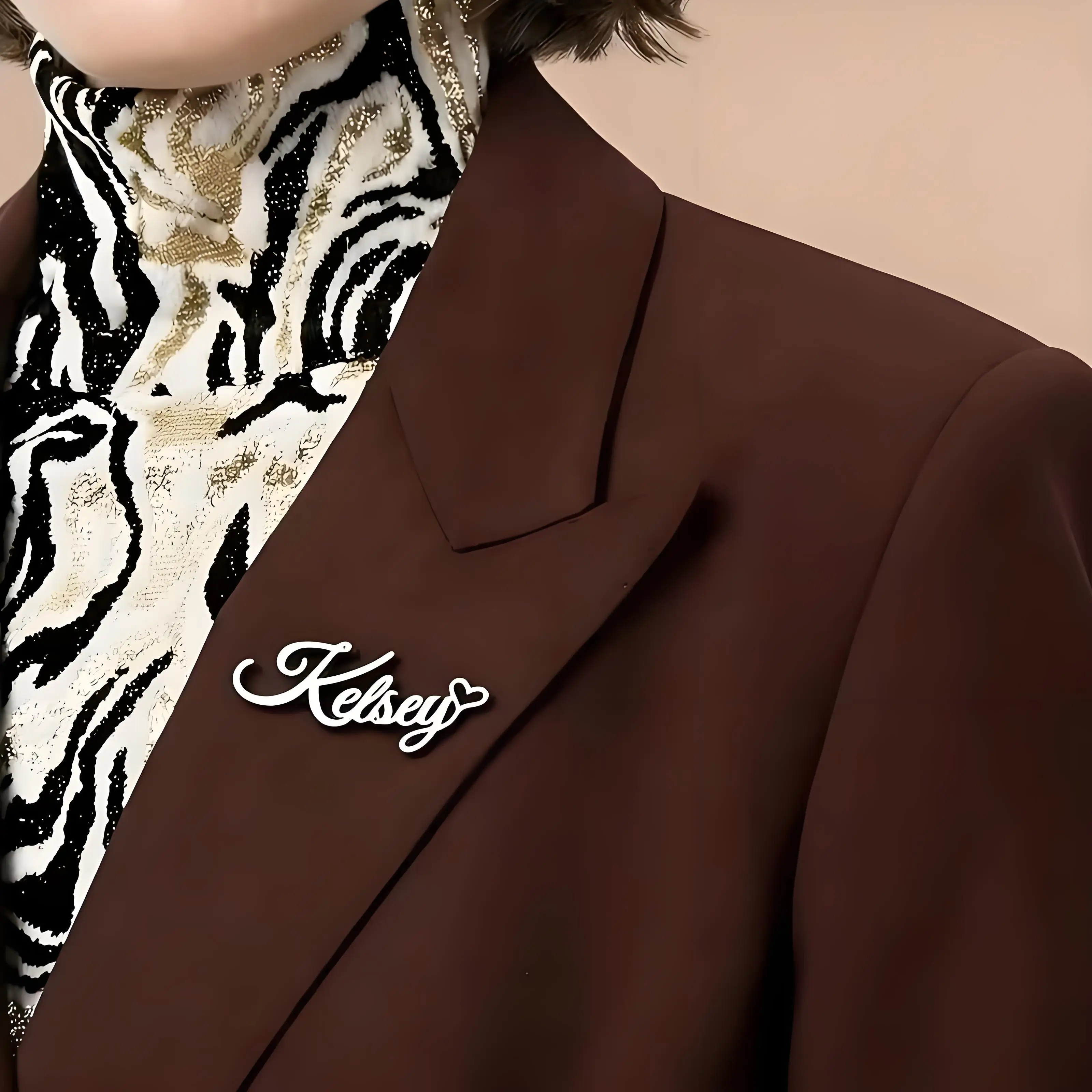 Custom Cursive Name Lapel Pin Personalized Text with Heart Stainless Steel Badge for Corporate Gift Bulk Order Supported