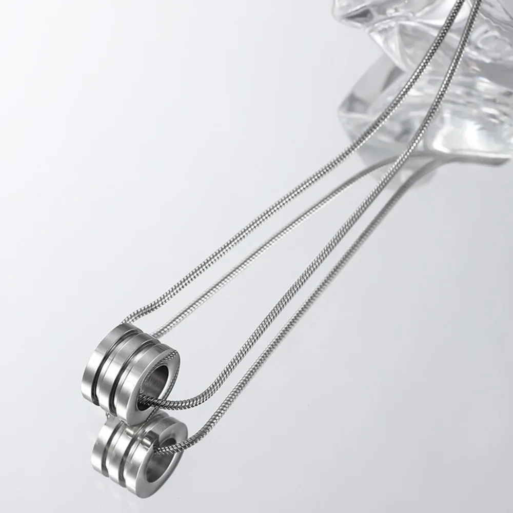 العصرية الرقبة مجوهرات الرجال دائرة بسيطة قلادة خمر الفولاذ المقاوم للصدأ مجوهرات الترقوة سلسلة قلادة للرجل تشوكير