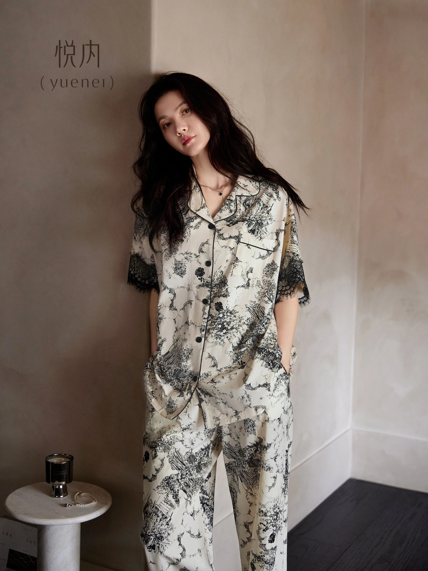 elegante-pigiama-estivo-da-donna-in-modal-maniche-corte-pantaloni-lunghi-stampa-confortevole-vestibilita-ampia-adatto-per-giovani