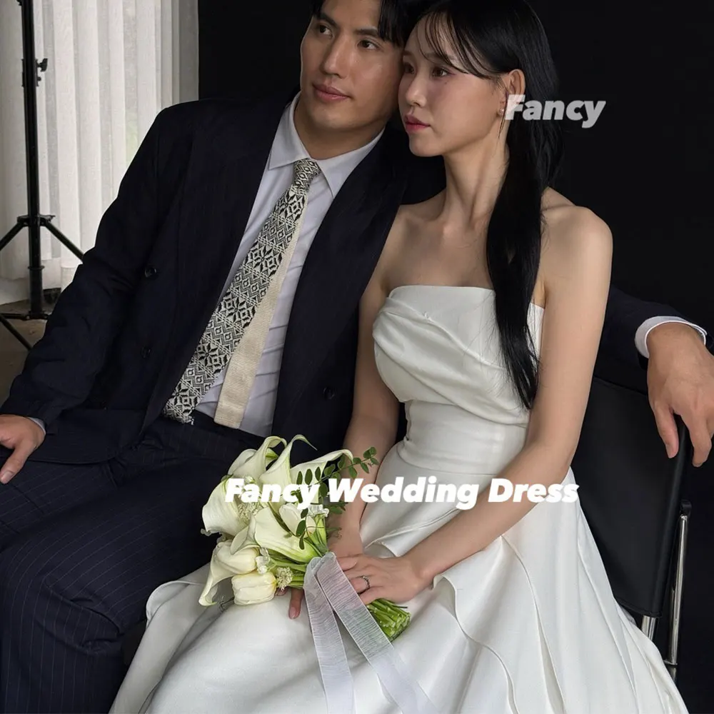 Fancy Simple Strapless A Line Wedding Dress Korea Photo Shoot A Line Elastic Satin Bridal Gown Floor Length Customized