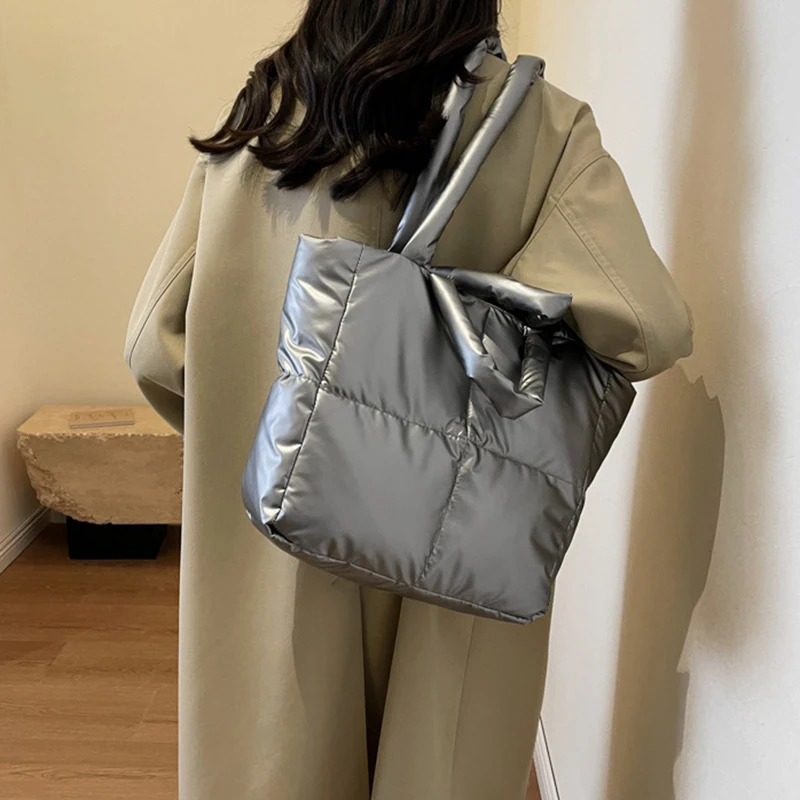 PU di Colore Solido 2024 di Vendita Caldo Tote Bag delle Donne di Grande Capacità Della Chiusura Lampo Versatile Borsa a Tracolla di Modo Morbido Semplice Borsa Alla Moda