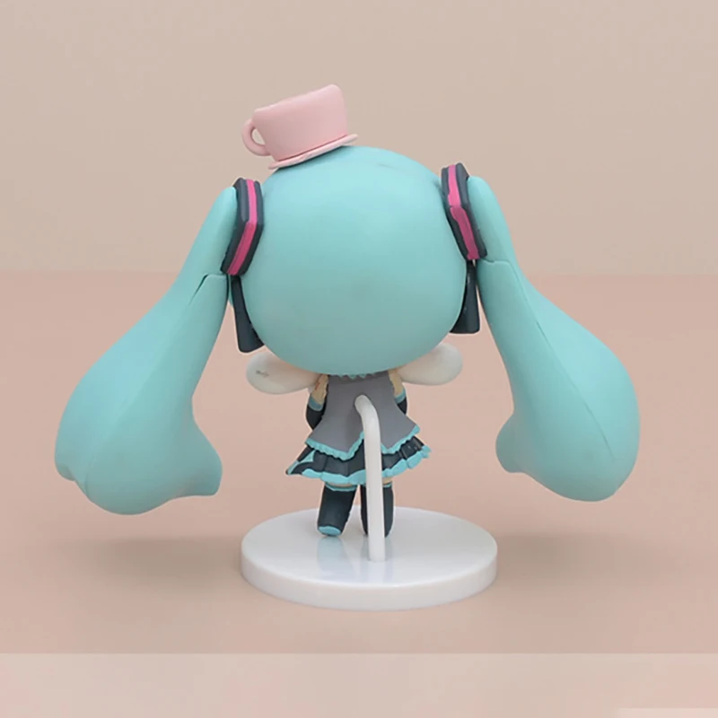 Hatsune Miku Anime Figure Miku With Cinnamoroll Figure Cute Statue Collection PVC Model Q Doll Decoration Toys Birthday Gifts