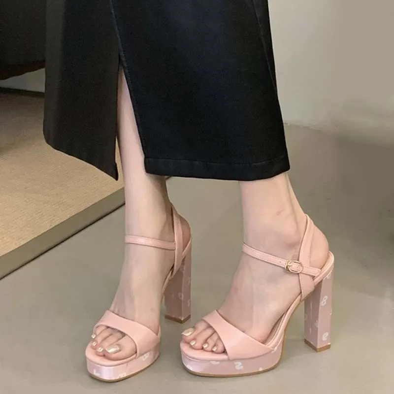 

Women Letters Print Platform Sandals Square Open Toe High Chunky Heels Summer Ankle Strap Buckles Shoes