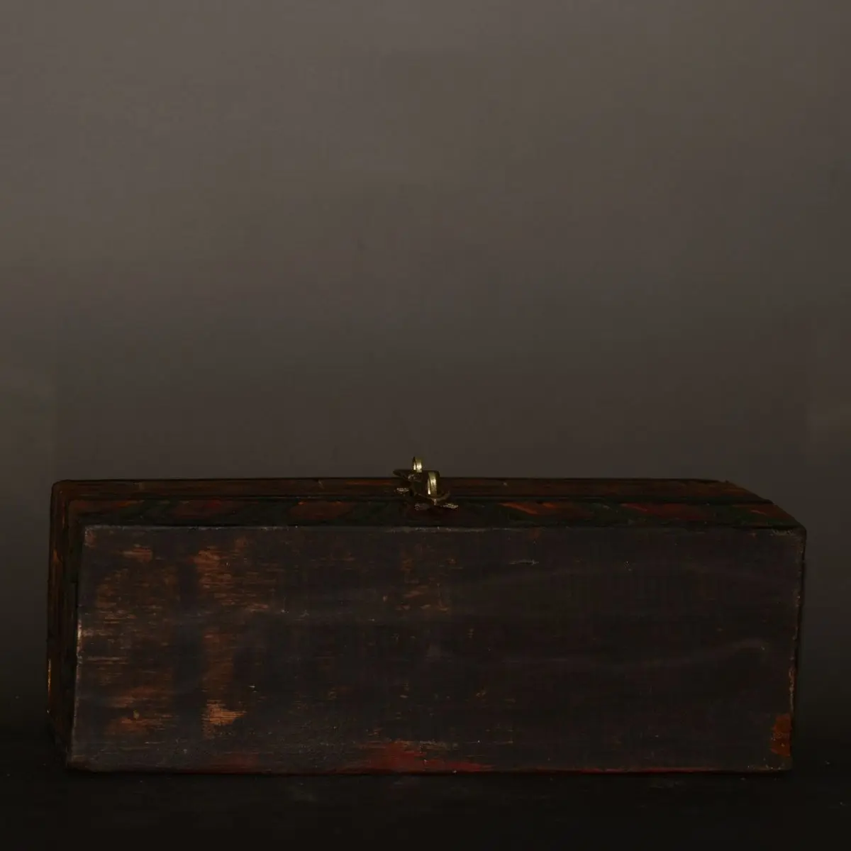 3 Treasure lacquer box with vajra pestle magic tool, magic tool length 18 cm wide 4.5 cm thick 4 weight 571 grams