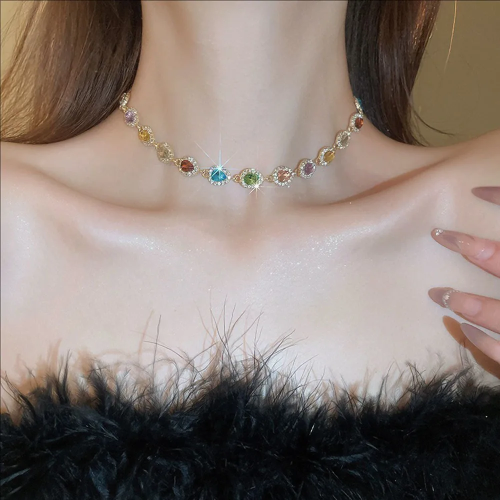 Vintage Water-drop Crystal-encrusted Colored Necklace Retro And High-end Collarbone Chain Light Luxury Court-style Jewelry