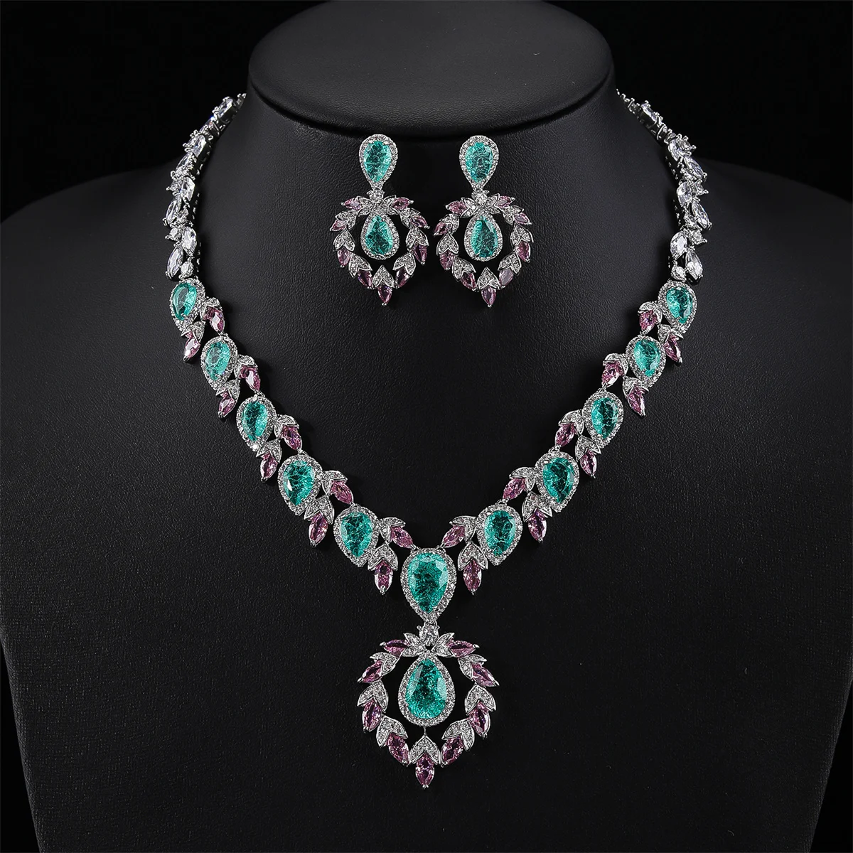 Luxury Bridal Jewelry Set Gorgeous Waterdrop Cubic Zirconia Ladies Party Wedding Necklace And Earrings Set  CN11091