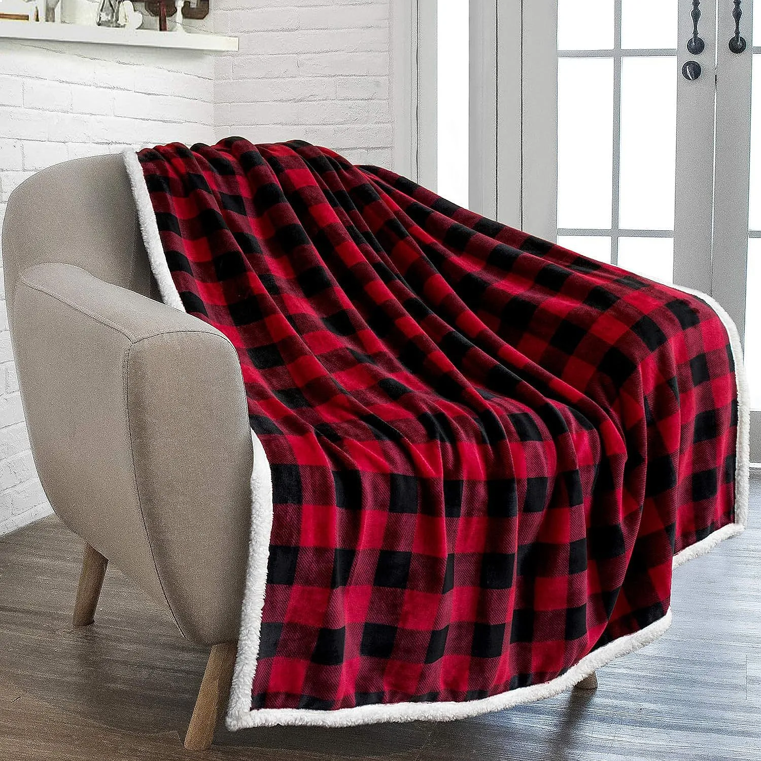 Winter Warmth Red Black Checker Flannel Blanket Double Layer Lamb Wool Quilt Skin Friendly Holiday Gift