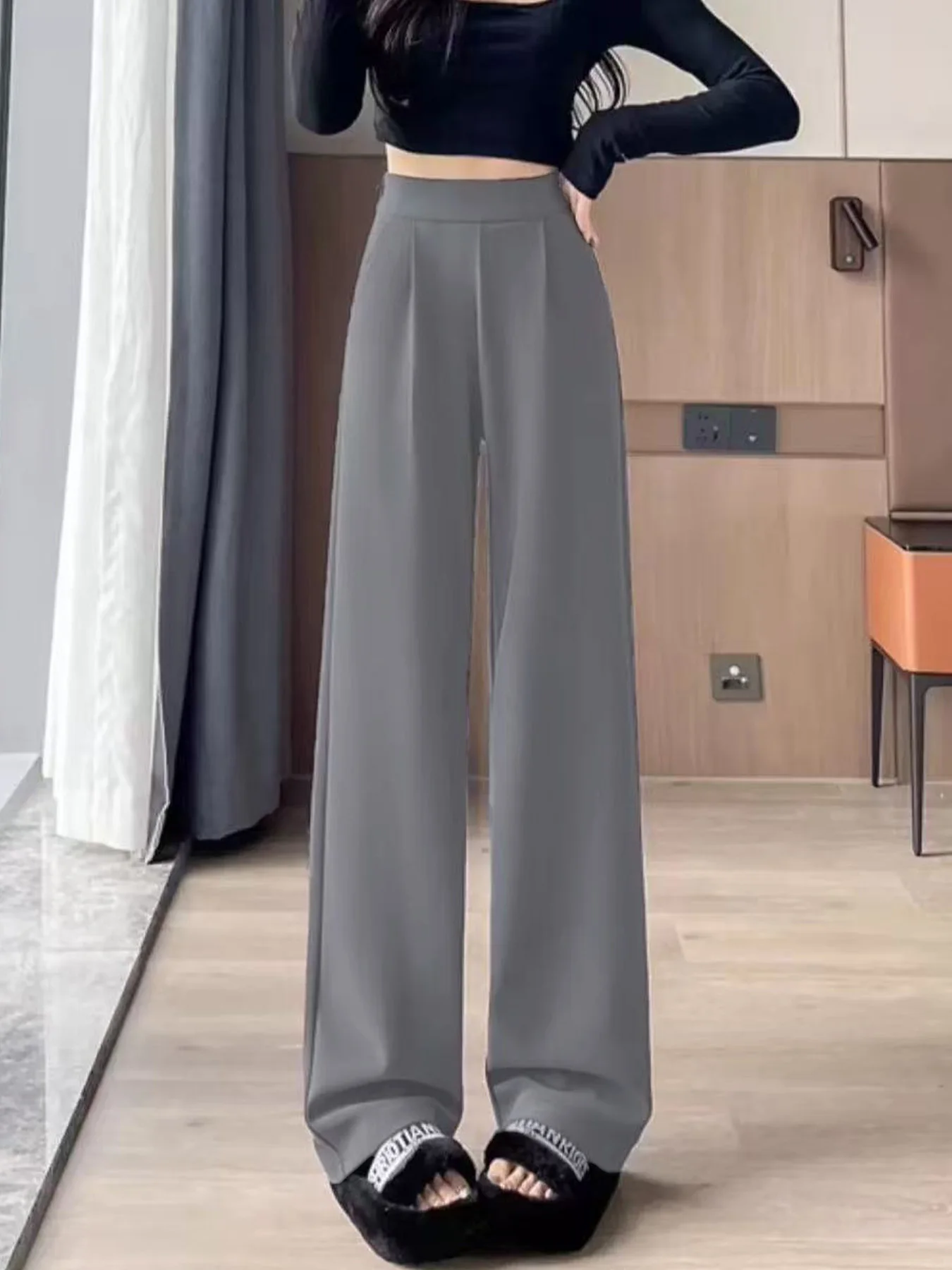 Women's suit pants with a high-quality drape, straight-leg casual style in black/gray, narrow to wide version, slimming and comf
