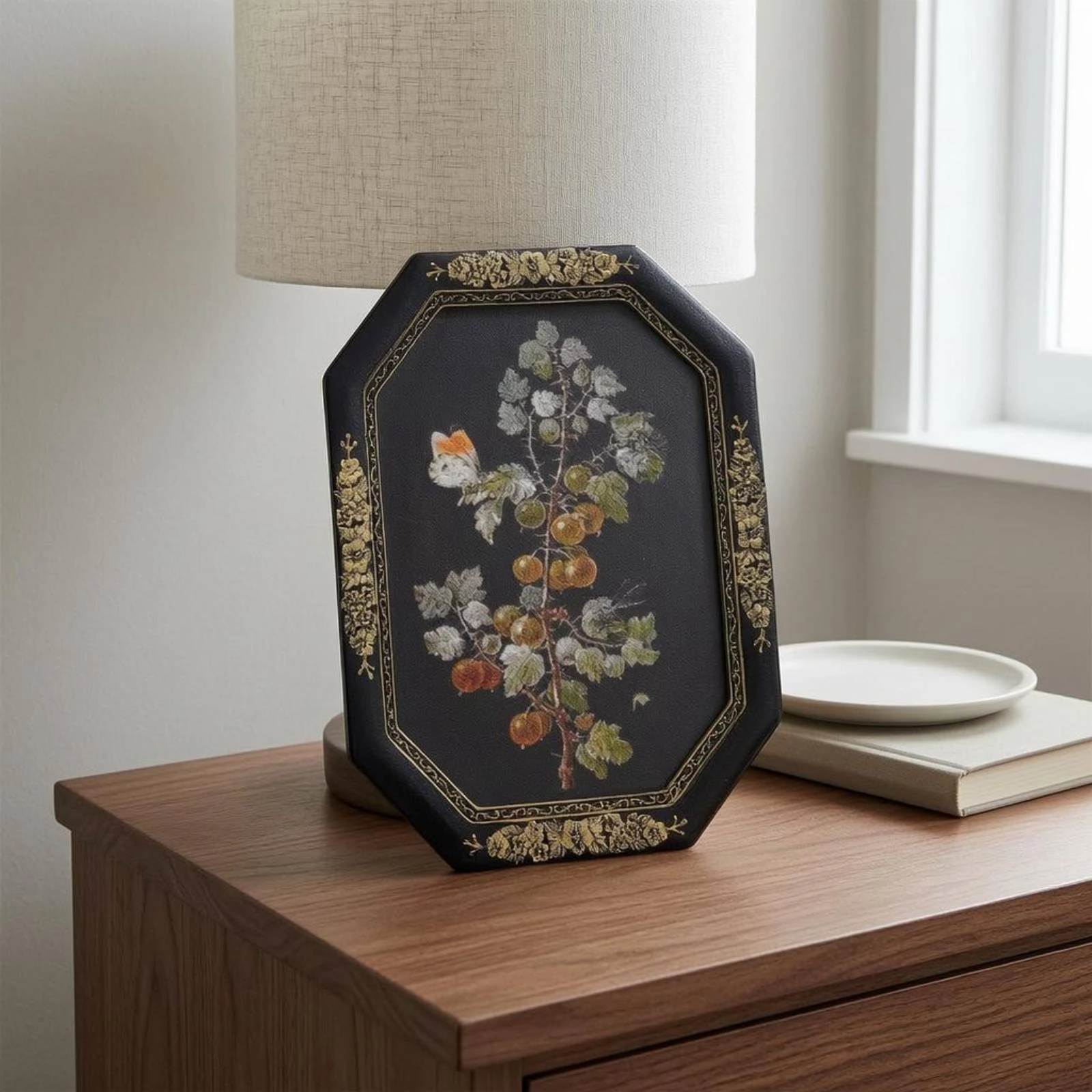 Octagon Picture Frame Floral Border Resin Photo Frame Home Decor Gold-Toned Retro