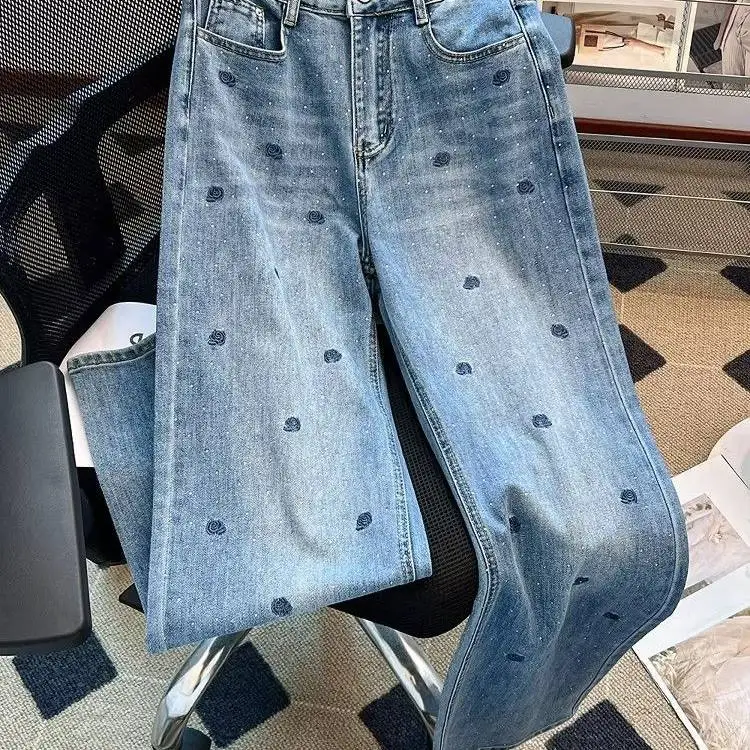 Retro American Blue Embroidered Rhinestone Rose Jeans High Waist Heavy Wash Slim Straight Cotton Denim Women's Summer Jeans