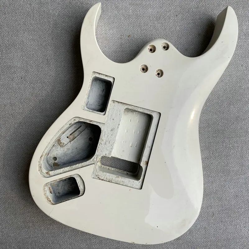 FB006 Wood Damaged  Electric Guitar Body in Solid wood White Color HH Pickups Two Points Fixed Tremolo for DIY