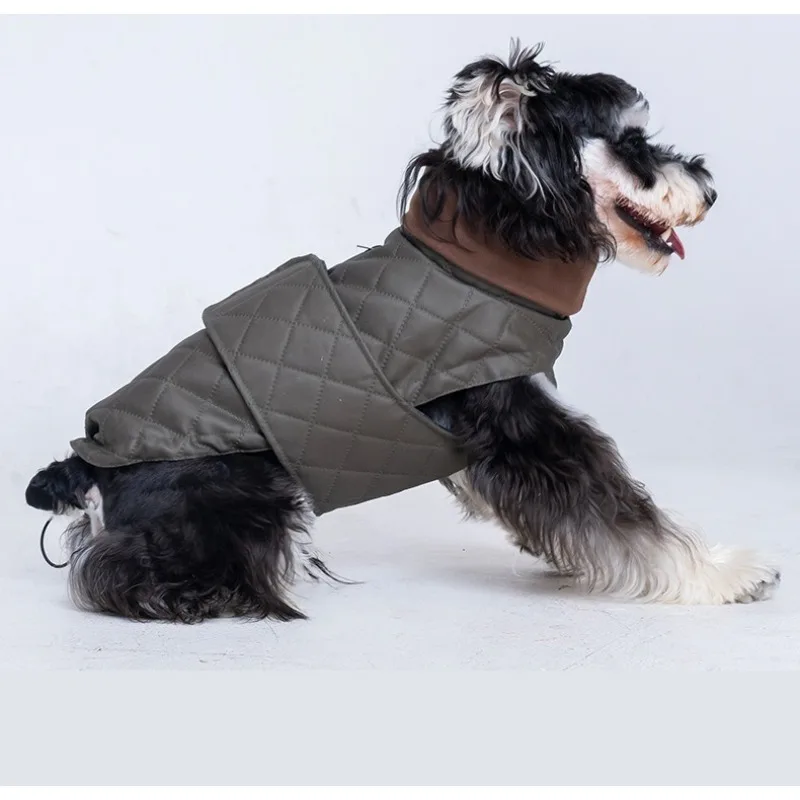 

Pet Clothing for Autumn and Winter, Dog Cotton-padded Jackets, Capes, High-collared Pet Clothing for Dogs