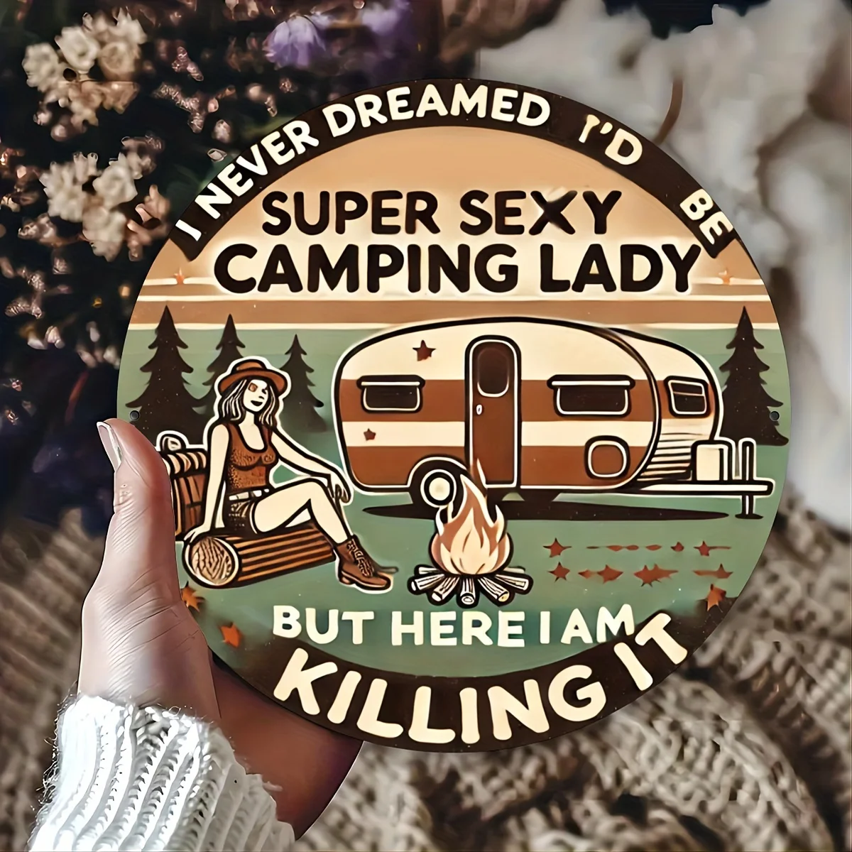 Funny Retro Camping Circular Tin Sign, Sexy Camping Lady RV Camper Plaque, 2D Flat Metal Wall Decor for Cabin Campsite Farmhouse
