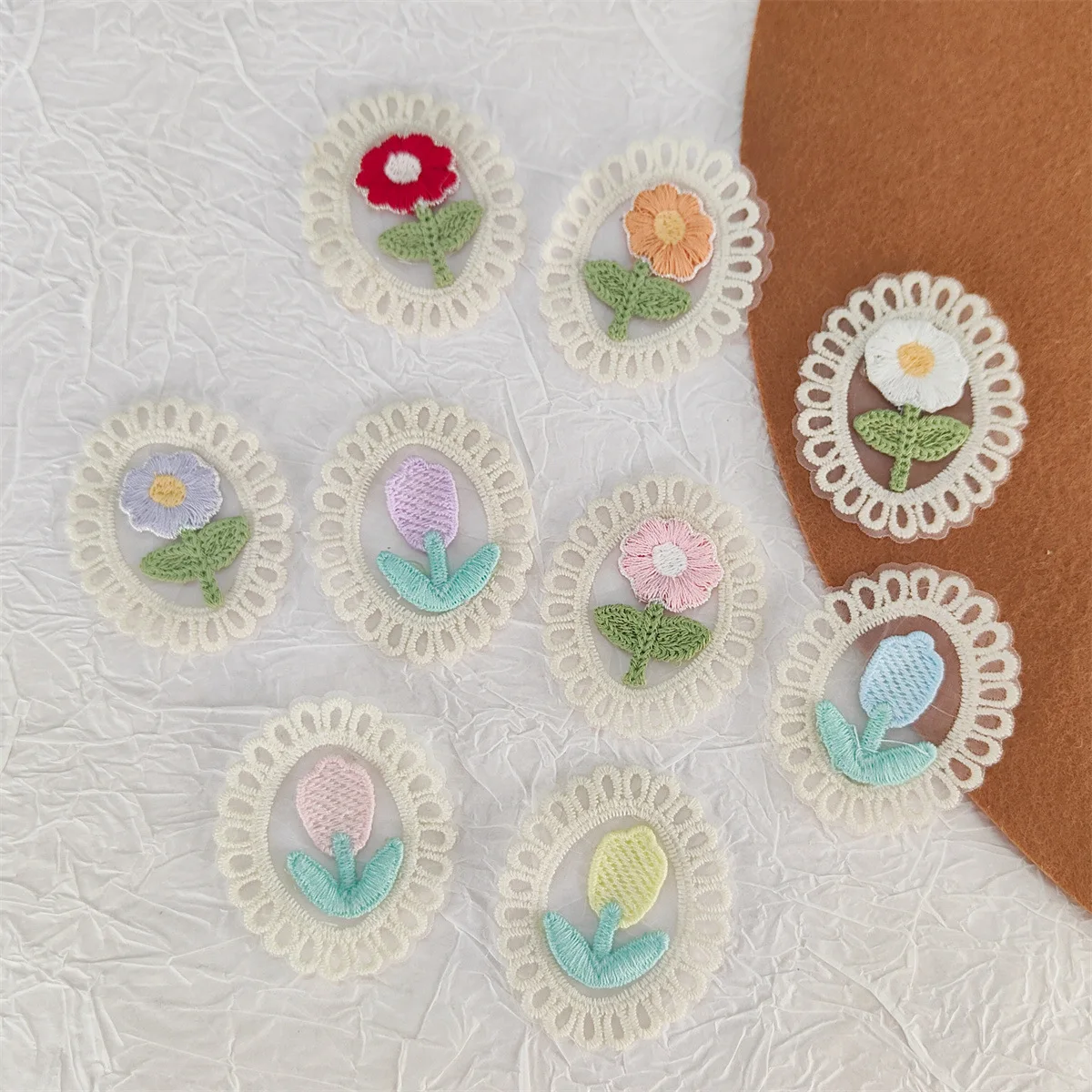 15PCS Embroidery flowers oval lace tulip fabric stickers accessories clothing bags hats cloth labels decorative accessories