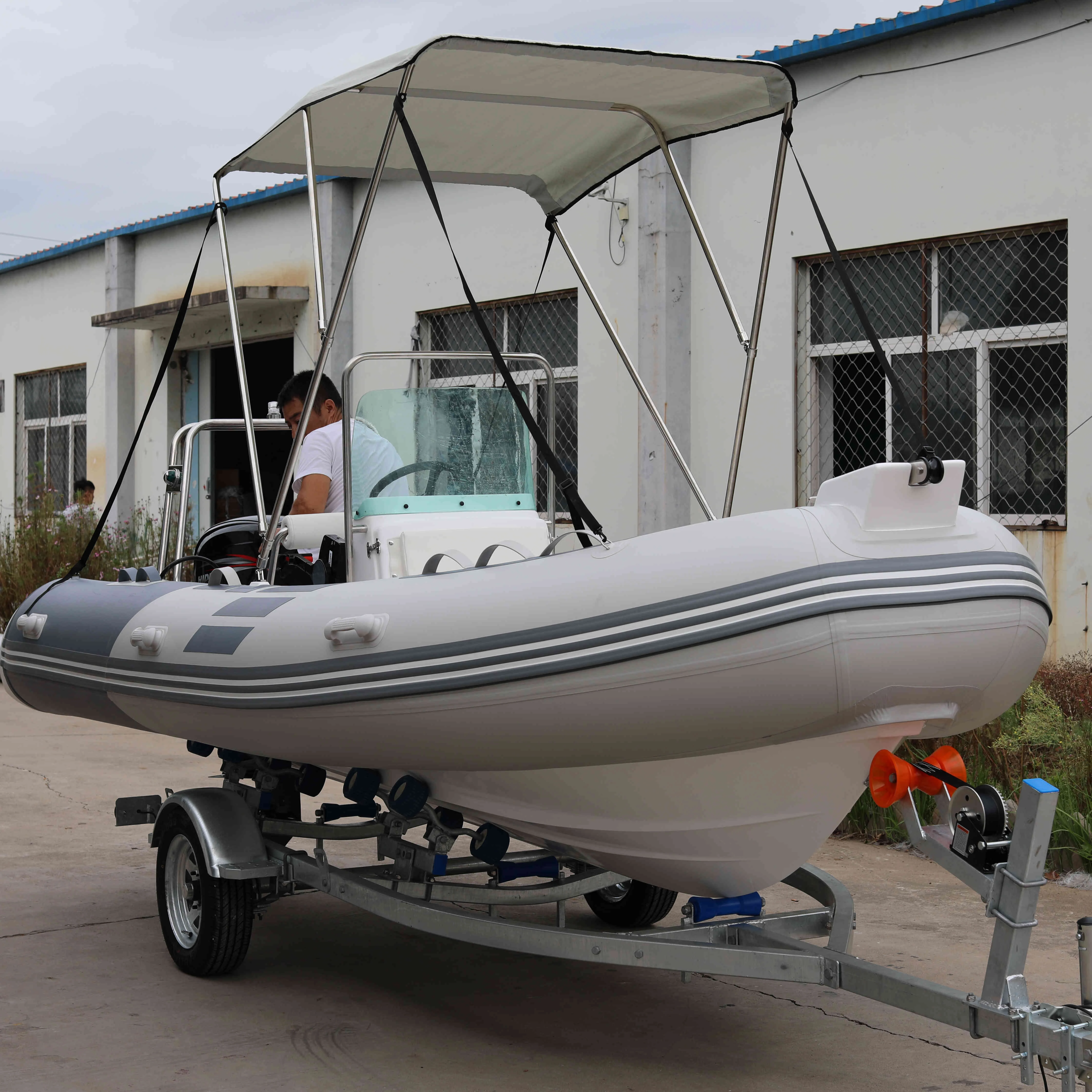 CE 4.8m Rib 480 Hypalon Deep V Hull Motor Rigid Fiberglass Inflatable Boat Rib Boats With Center Console