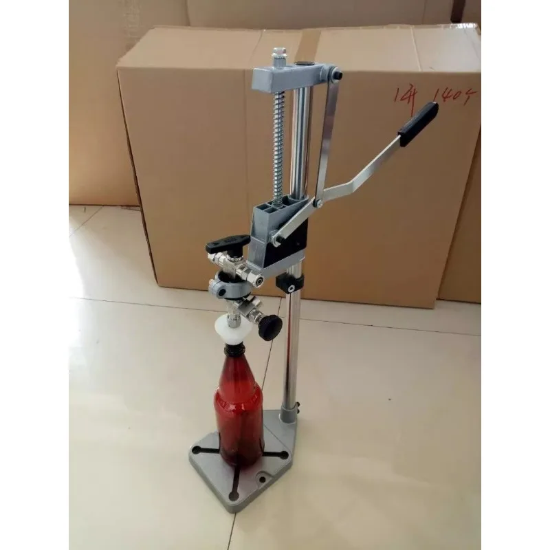 Beer Brewery Counter Pressure Beer Filling Machine Fermentor Bottle Filler Co2 Beer Bottle Growler Filling For Beer Brewing