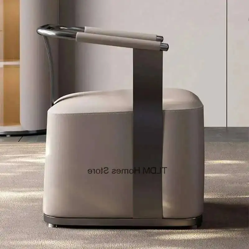 

Living Nordic Высококачественные кожаные кресла для гостиной Дизайнерские стулья для комнаты для минималистичного дома Бытовой стул со спинкой для приема