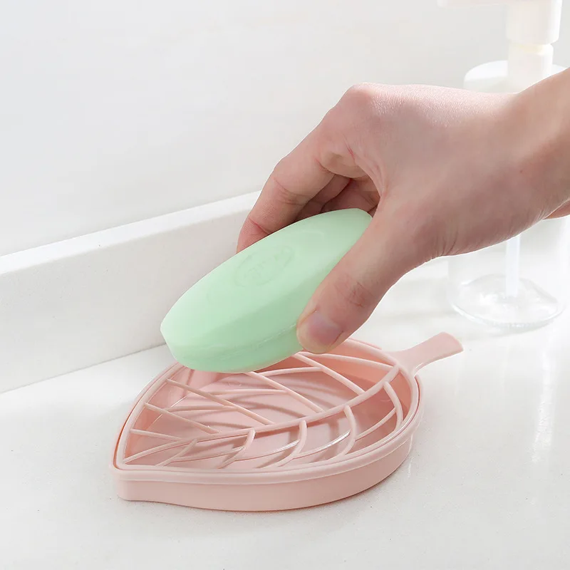 3 Colors Leaf Shape Soap Holder Non Slip Soap Box Toilet Shower Tray Draining Rack Bathroom Gadgets Soap Dish Soap Tray Holder