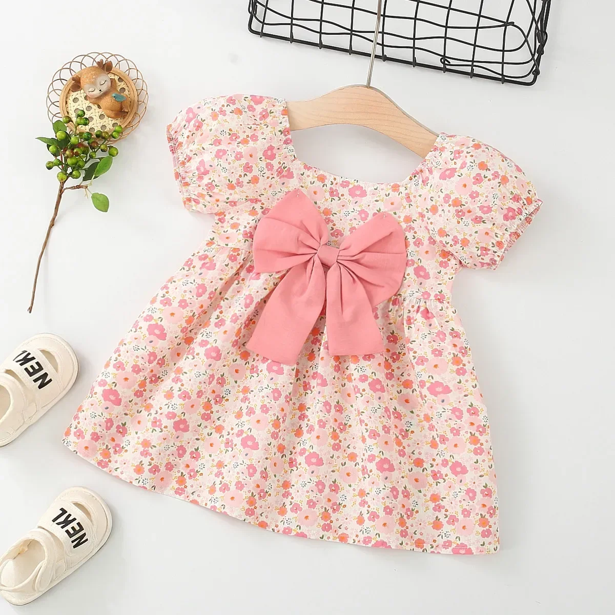 New Girls Dress Summer Bubble Sleeve Holiday Style Casual Sweet Princess Dress Chest Bow Floral Pattern Birthday Party Dress