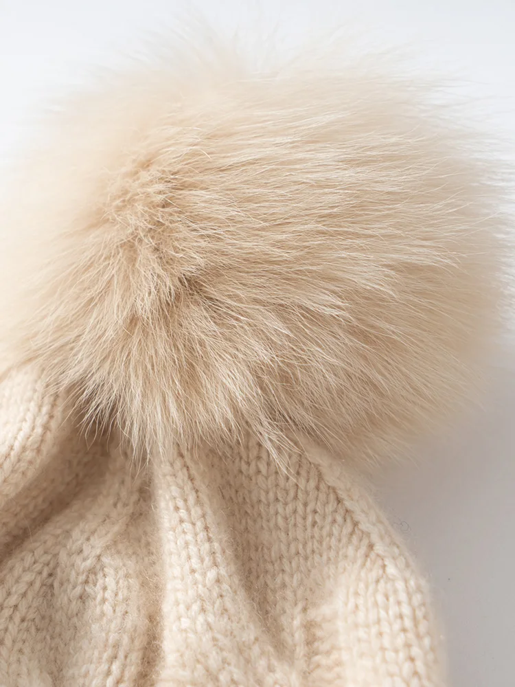 新しい秋冬の女性カシミヤ帽子 100% カシミヤケーブルニット帽子暖かいプルオーバーキャップカジュアルシンプルなスタイルカシミヤ帽子トップス