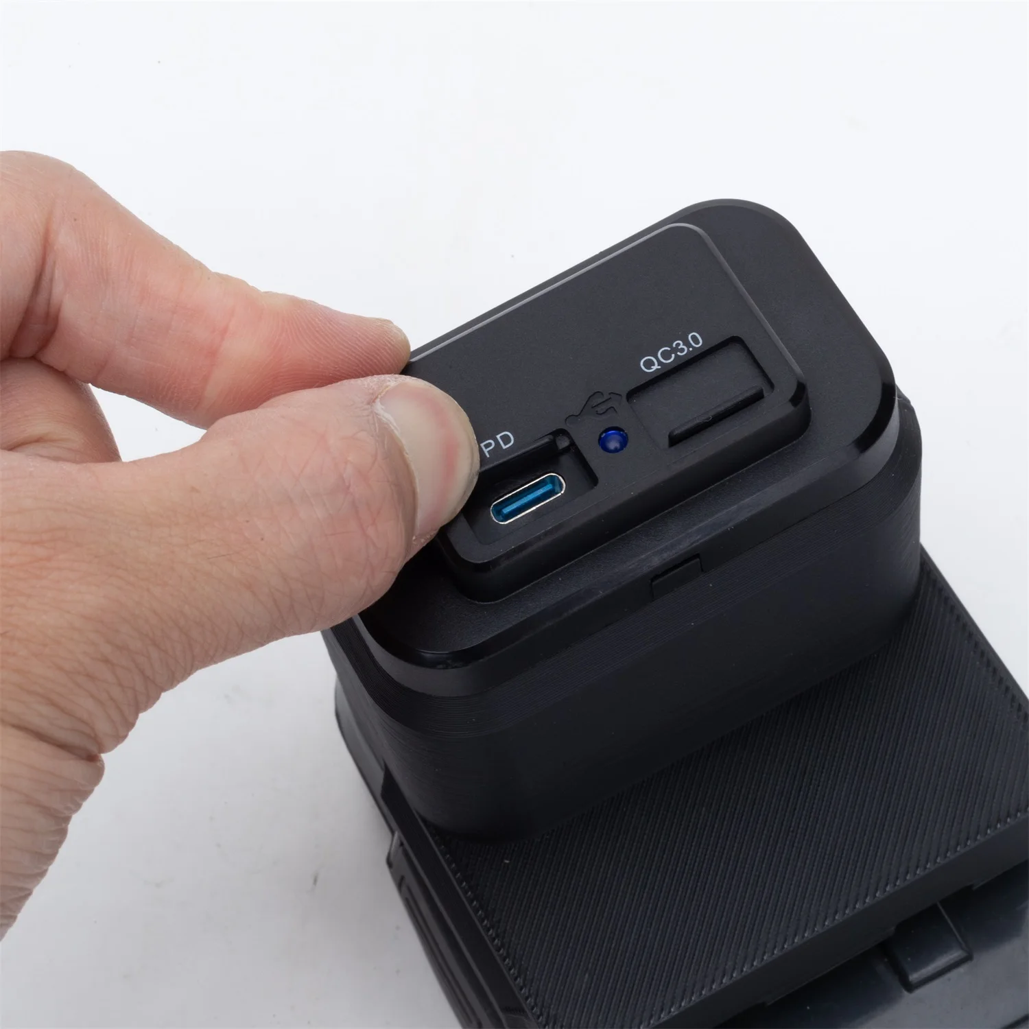 Power Bank For Roybi ONE+18V P102 Lithium Battery Charger With USB /Type-C Holder Adapter Fast Charging(Not a battery charger)