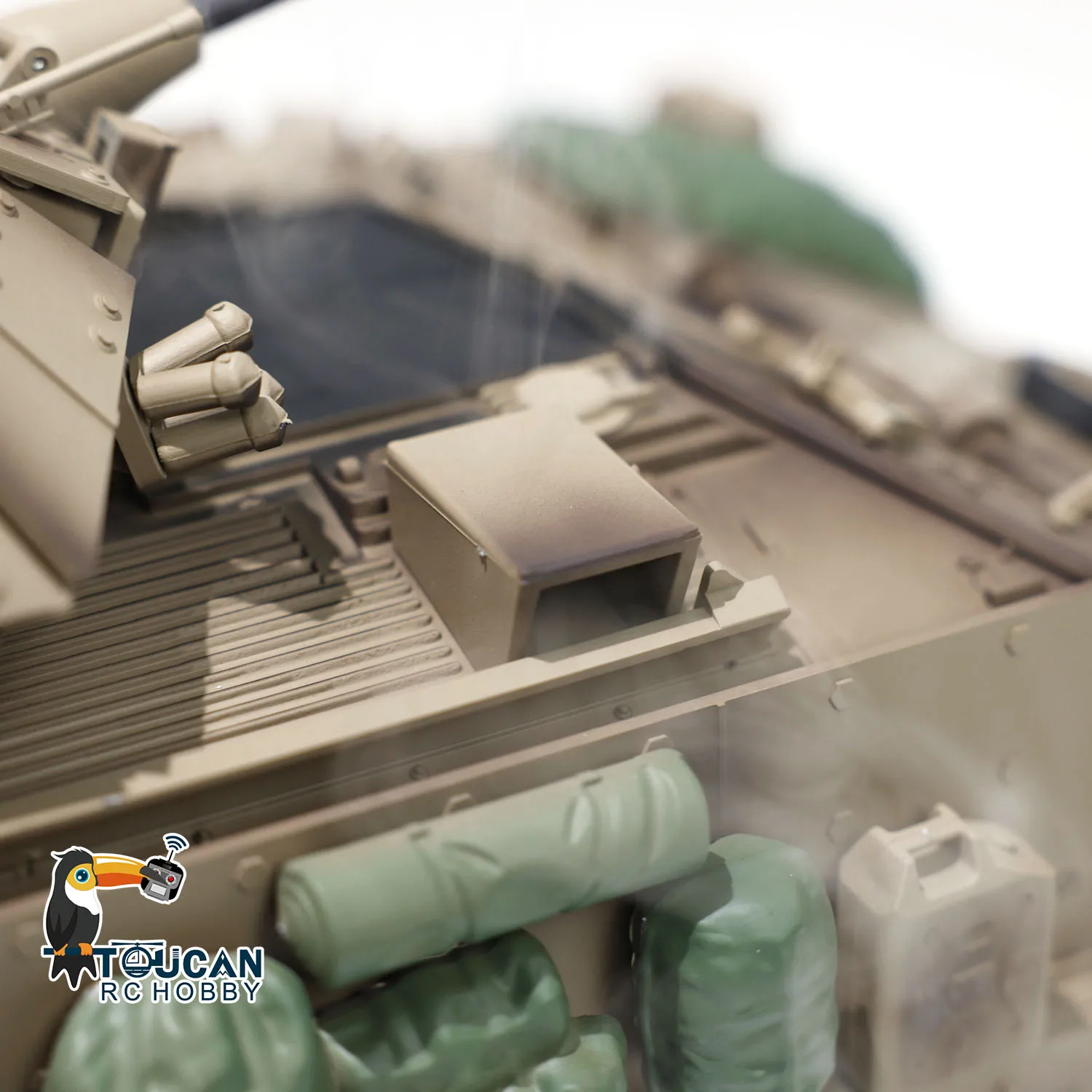 

TD 1/16 RTR RC Military Tank M2A2 Bradley Metal Tracks Wheels Infrared Barrel Recoil Remote Control Model for Collectors
