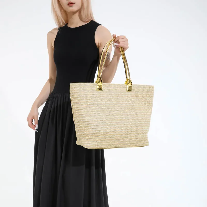 

Minimalist Chic Diaper Bag Women's Elegant Crossbody Handbag Luxury Designer Tote Vintage Leather With Letter Logo Design