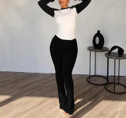 

Women's Round Neck Patchwork Comfortable Slim Fit T-Shirt, Sports Horn Yoga Pants Set