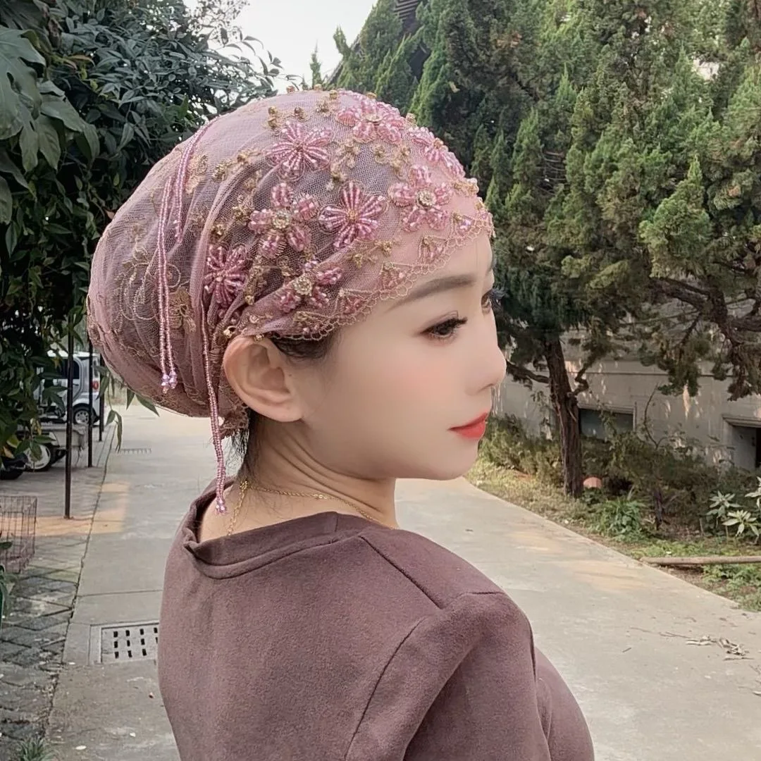 Berretto Hijab istantaneo in pizzo con diamanti e perline fatte a mano