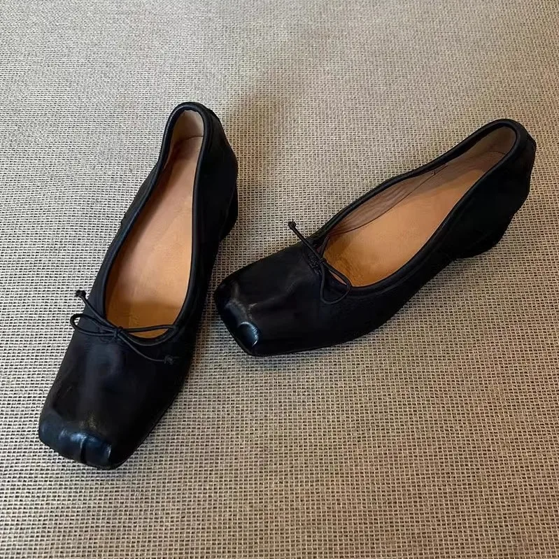 

Square Toe Wrinkled Mary Jane Shoes Soft Leather Round Heel Ballerina Shoes for Women Slip on With Bowknot French Retro Pumps