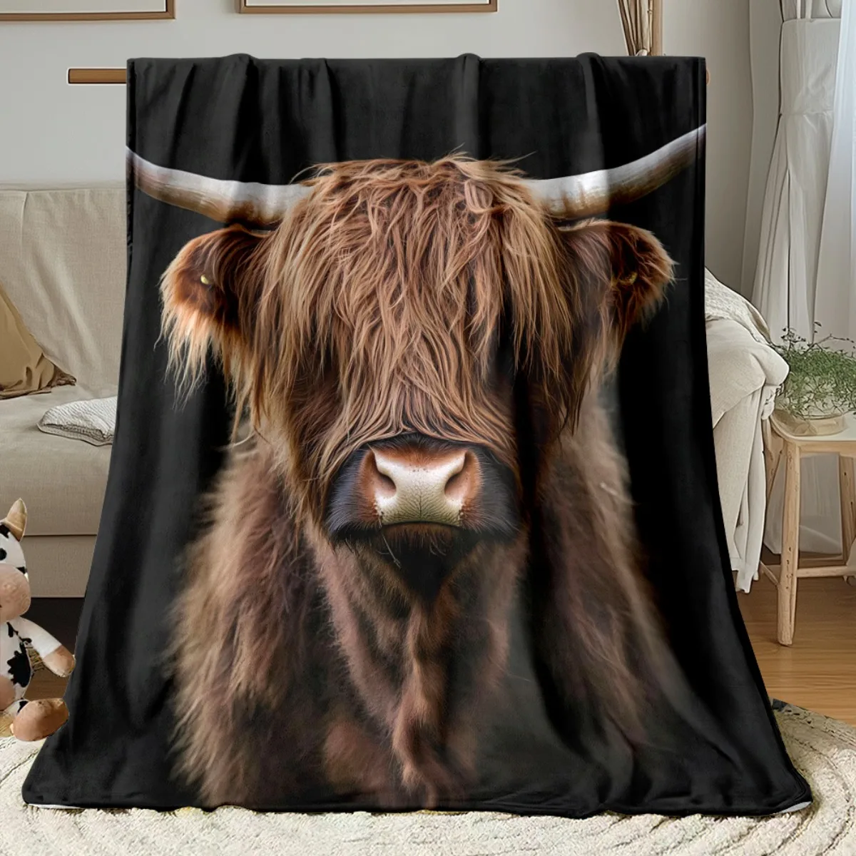 Luxury Highland Cow Throw Blanket Plush Fleece Animal Print Throw for Sofa Couch Bedroom Home Decor Winter Seasonal Gift