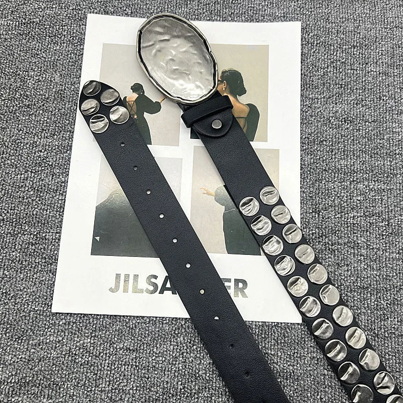 

Fashionable New Rivet Pyramid Inlaid Personalized Men Women Belt Punk Style Personalized Eye Decorative Jeans Belt