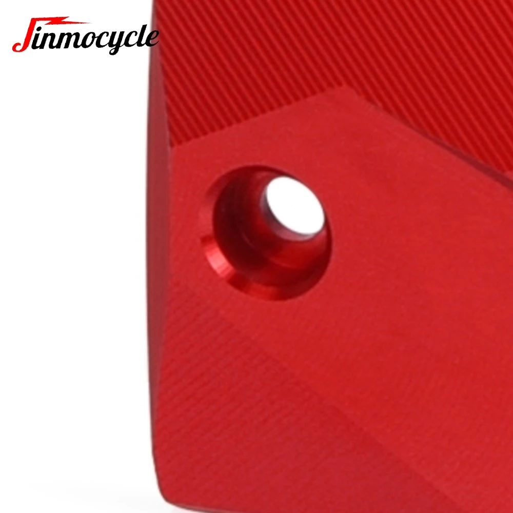 

For SUZUKI GSR750 GSR 750 2011-2018 Motorcycle Brake Clutch Reservoir Master Cylinder Cover CNC Radiator Water Pipe Cap Cover