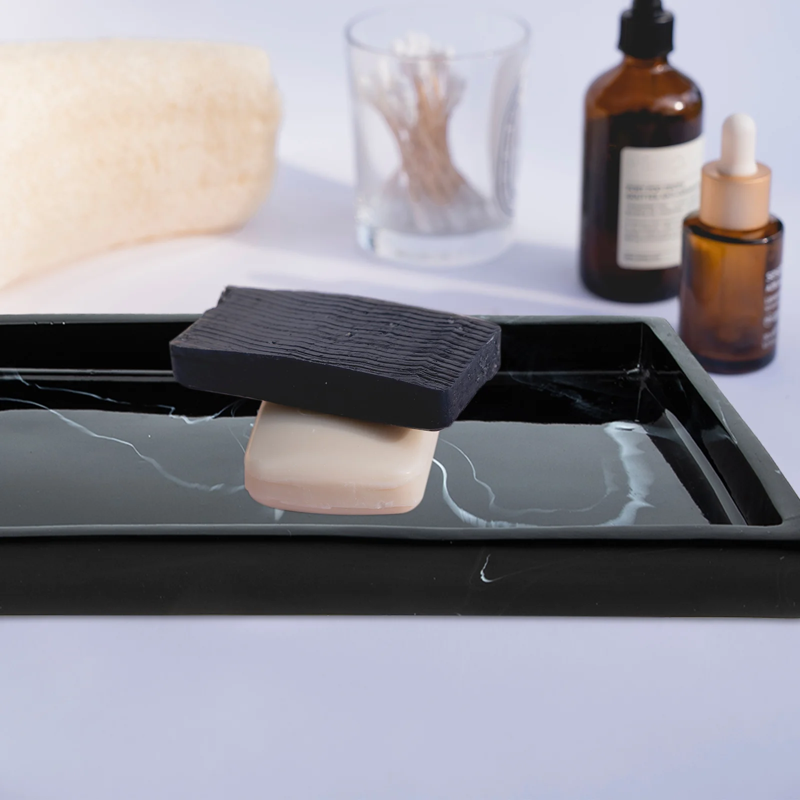 

Bathroom Tray Multi-Function Resin Vanity Tray for Jewelry Makeup Cosmetics Organizer Toiletries Countertop Storage