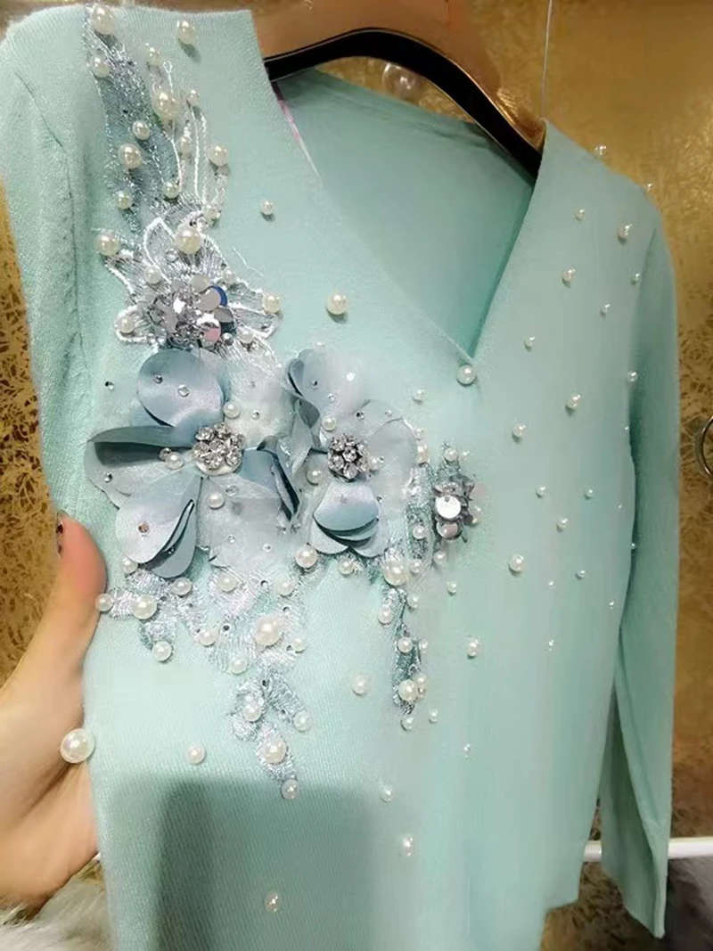 2024 Spring Luxury Pearls Beaded Flowers Stitch Knitted Cardigan For Women New In Long Sleeve Knitted Outwear Sweater Coat