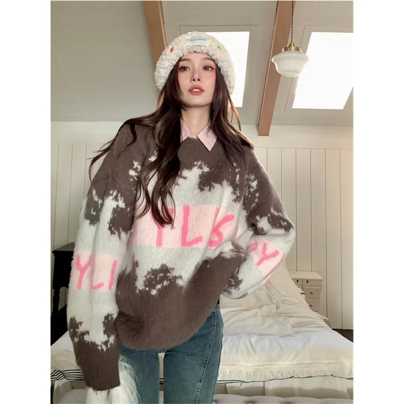 Women's Fashion New Style Design Sense Coffee Color Long Sleeves Knitted Sweater Temperament Versatile Comfortable Blouse Autumn