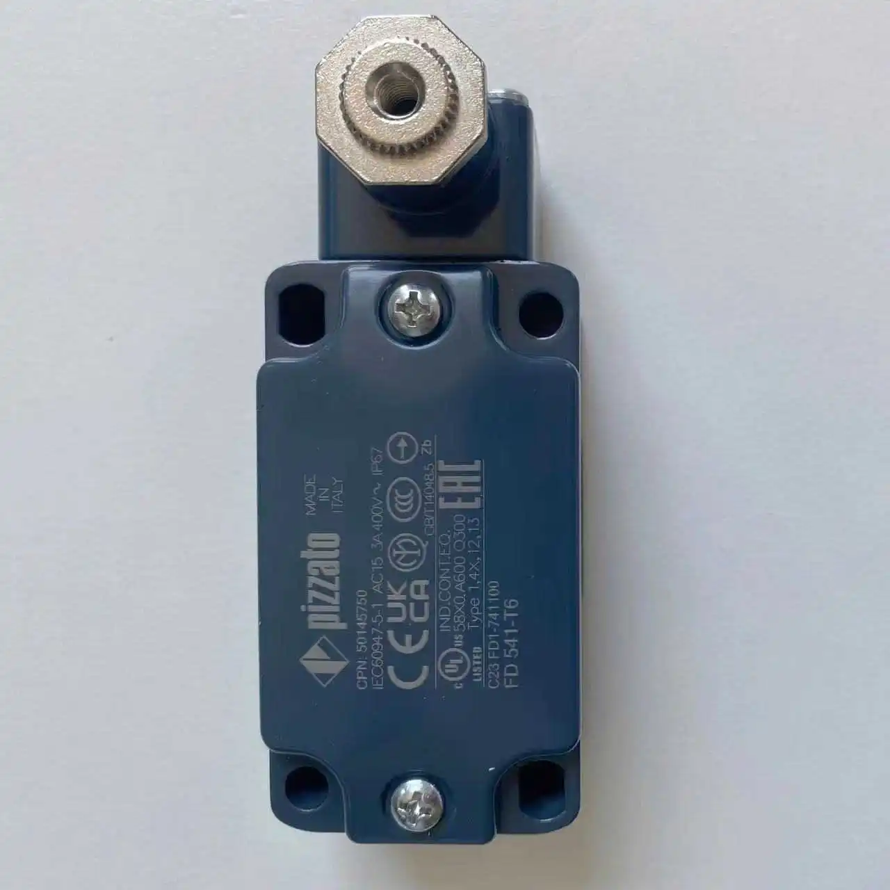 

New original Pizzato limit switch FD 541-T6